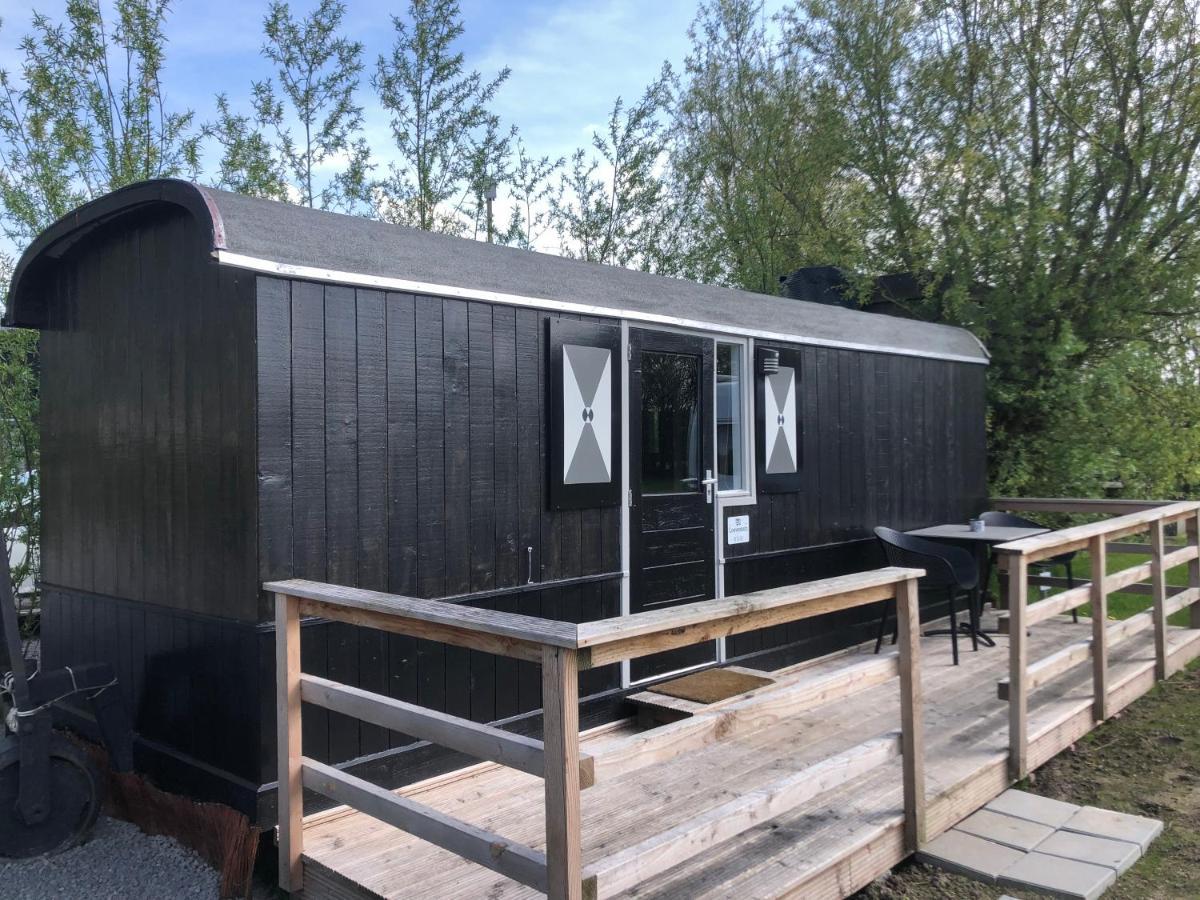 Campsite De La Rue Pipowagens Sleeuwijk